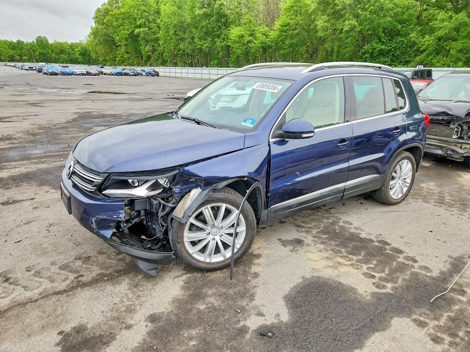 53059356 :رقم المزاد ، WVGBV7AX6DW537405 vin ، 2013 Volkswagen Tiguan مزاد بيع