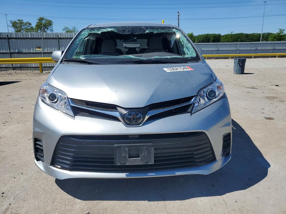 53041546 :رقم المزاد ، 5TDKZ3DC6LS032960 vin ، 2020 Toyota Sienna مزاد بيع