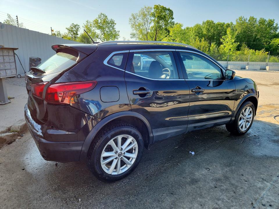 53790546 :رقم المزاد ، JN1BJ1CP9KW235536 vin ، 2019 Nissan Rogue Sport مزاد بيع