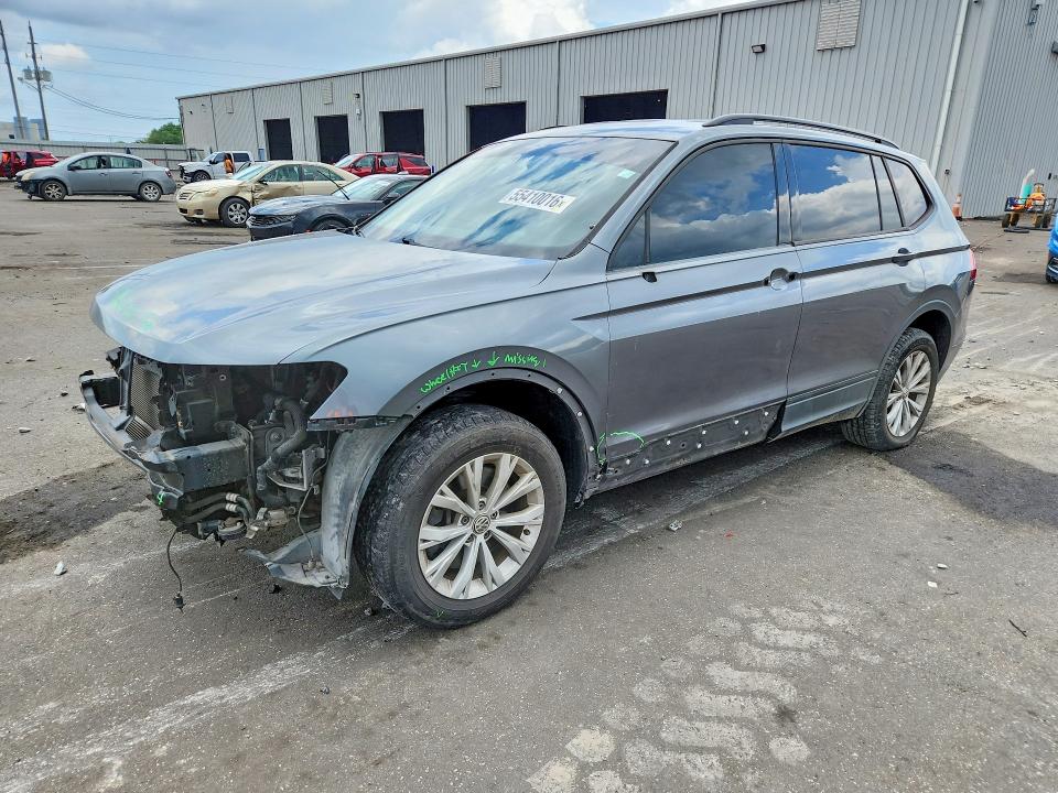 Продаж на аукціоні авто 2018 Volkswagen Tiguan, vin: 3VV1B7AX2JM065855, номер лоту: 55410016
