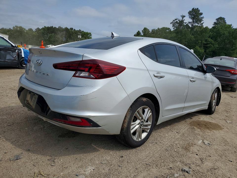 2020 Hyundai Elantra მანქანა იყიდება აუქციონზე, vin: 5NPD84LF0LH519994, აუქციონის ნომერი: 52396386
