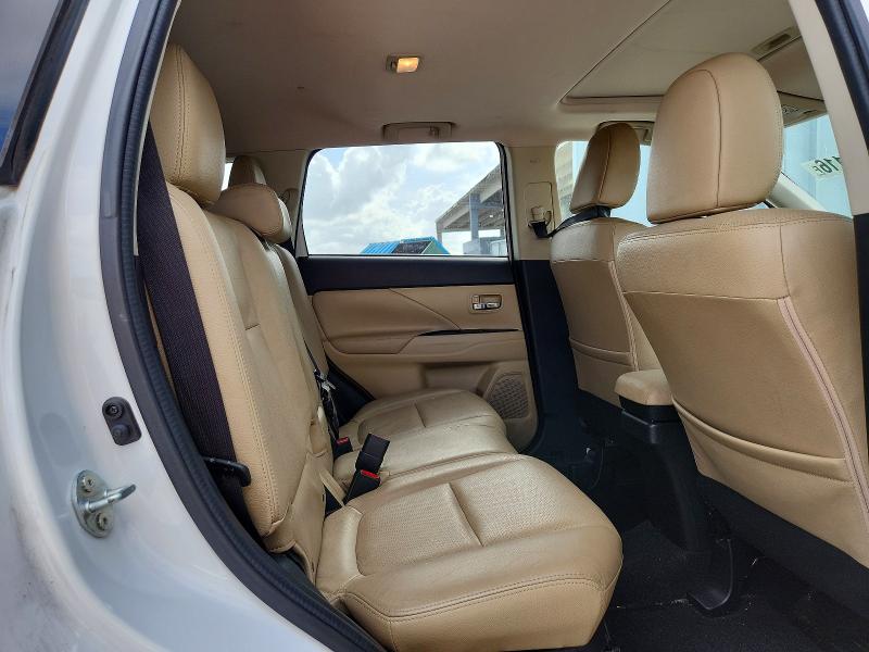 Продаж на аукціоні авто 2018 Mitsubishi Outlander, vin: JA4AD3A35JZ026698, номер лоту: 54753116