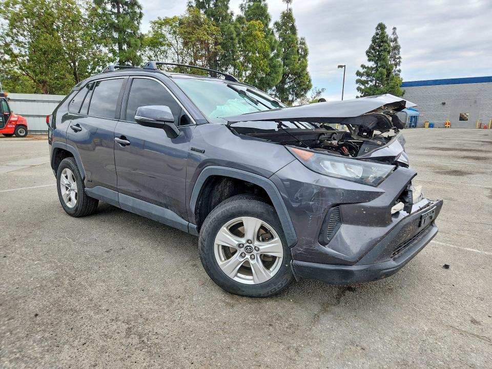 Продажа на аукционе авто 2020 Toyota Rav4, vin: 2T3MWRFV7LW055424, номер лота: 52433786