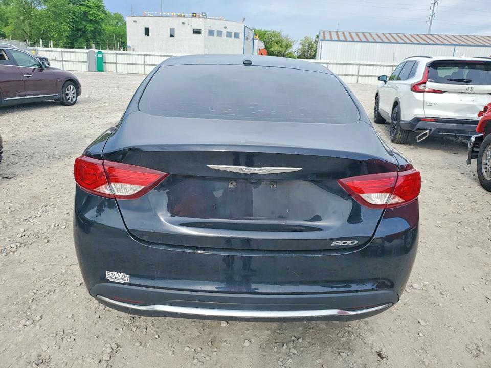 52623456 :رقم المزاد ، 1C3CCCAB3FN695502 vin ، 2015 Chrysler 200 مزاد بيع