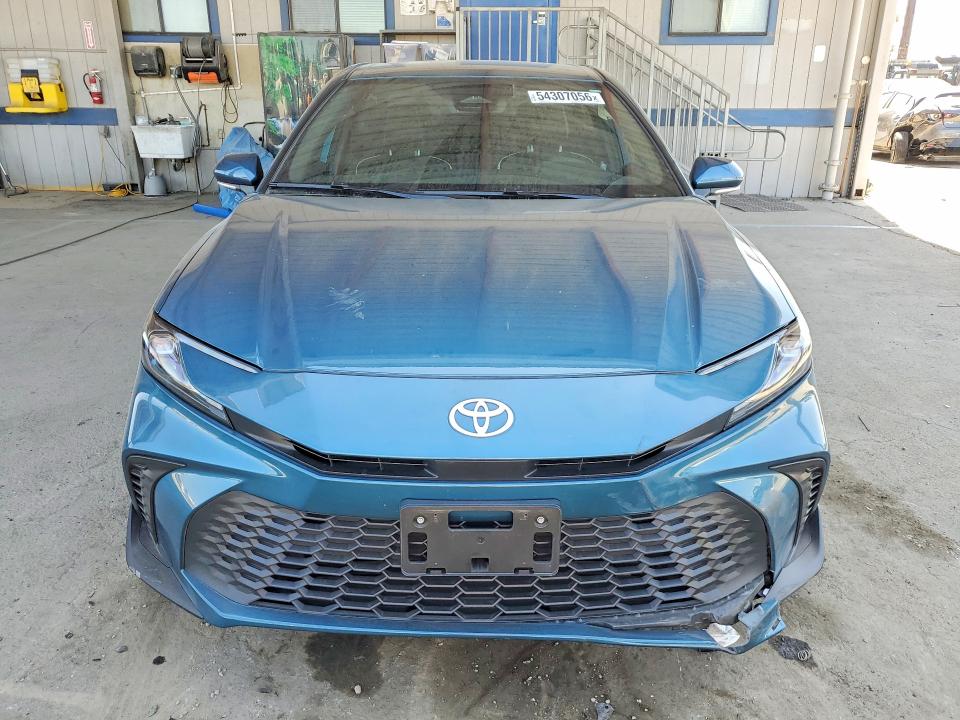 Продаж на аукціоні авто 2025 Toyota Camry, vin: 4T1DAACK2SU602830, номер лоту: 54307056