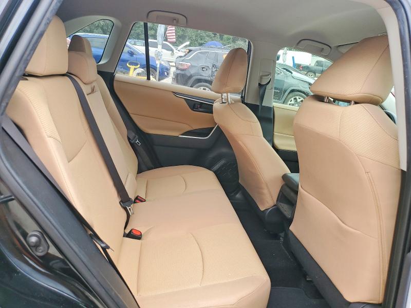 52912036 :رقم المزاد ، JTMH1RFV0KD031218 vin ، 2019 Toyota Rav4 مزاد بيع