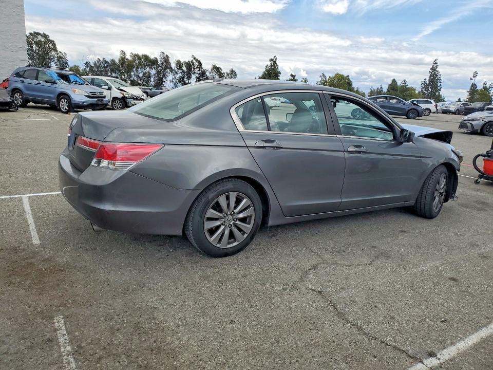 Продажа на аукционе авто 2012 Honda Accord, vin: 1HGCP2F80CA101928, номер лота: 51859876