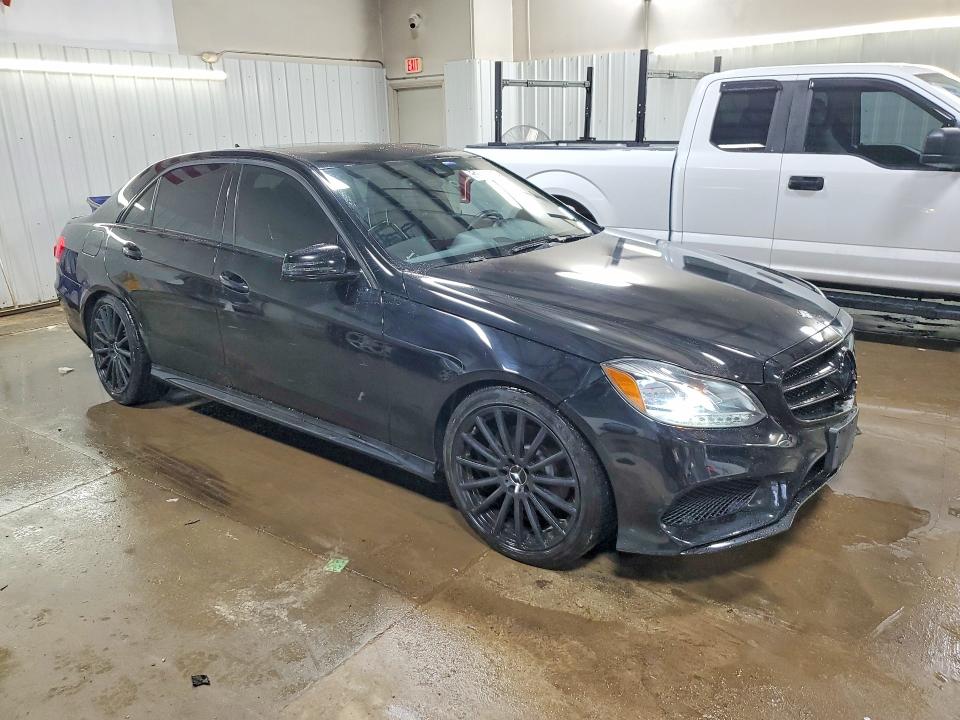 51880116 :رقم المزاد ، WDDHF8JB4GB283524 vin ، 2016 Mercedes-benz E مزاد بيع