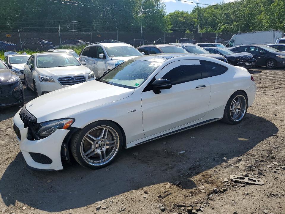 53066246 :رقم المزاد ، WDDWJ6EB4JF625851 vin ، 2018 Mercedes-benz C مزاد بيع
