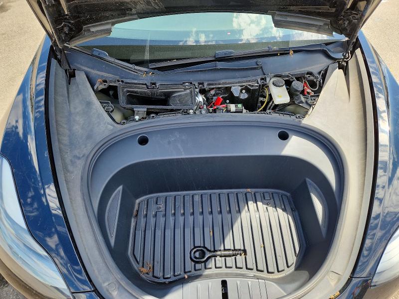 Продажа на аукционе авто 2023 Tesla Model 3, vin: 5YJ3E1EA3PF481122, номер лота: 52835626