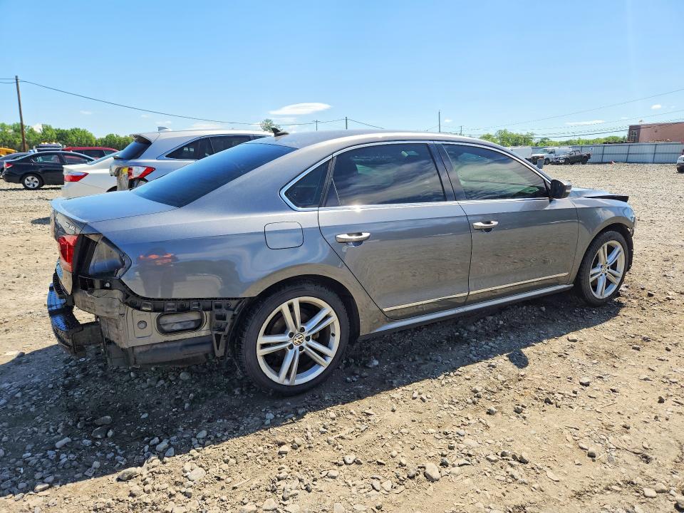 2013 Volkswagen Passat მანქანა იყიდება აუქციონზე, vin: 1VWCN7A35DC085385, აუქციონის ნომერი: 55132526