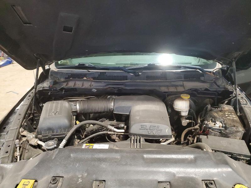 53159556 :رقم المزاد ، 1C6RR7FG2JS285226 vin ، 2018 Ram 1500 مزاد بيع