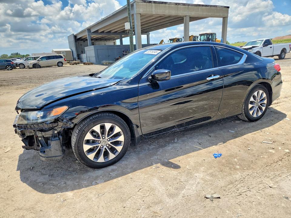 2013 Honda Accord მანქანა იყიდება აუქციონზე, vin: 1HGCT1B38DA017356, აუქციონის ნომერი: 53519346