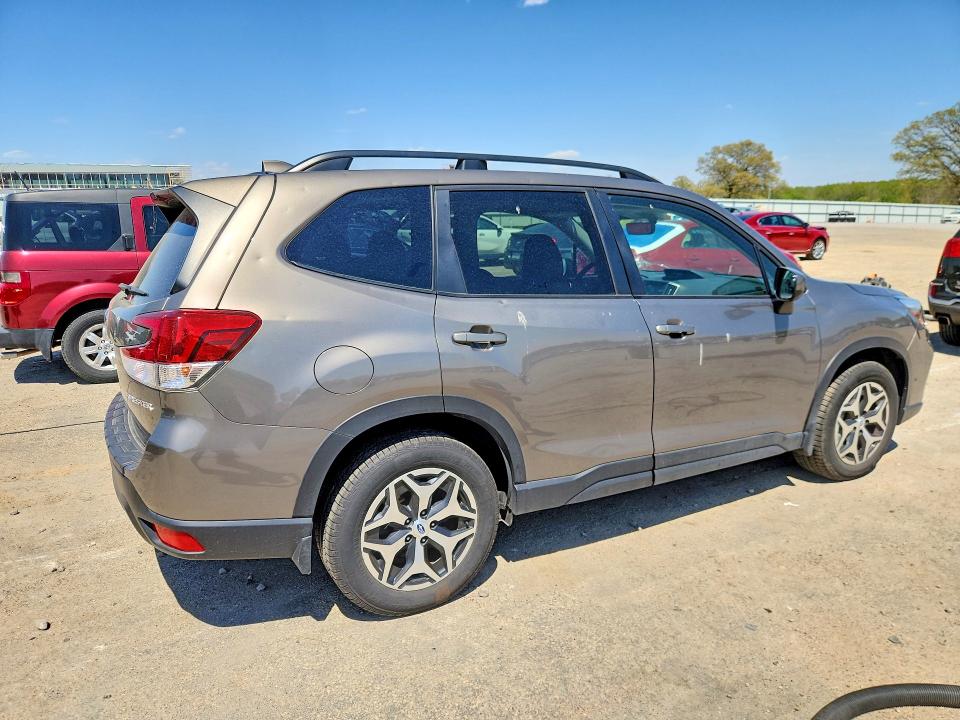 Продажа на аукционе авто 2019 Subaru Forester, vin: JF2SKAGC6KH409859, номер лота: 53022526
