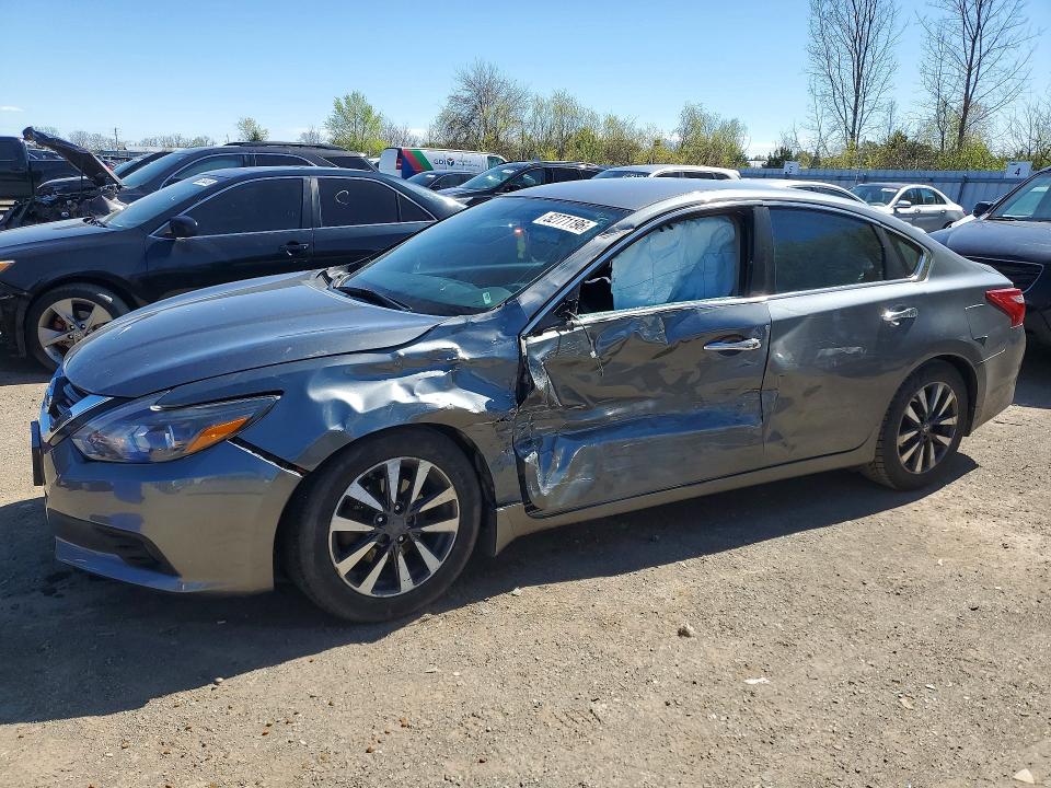 52771196 :رقم المزاد ، 1N4AL3AP8HN334001 vin ، 2017 Nissan Altima مزاد بيع