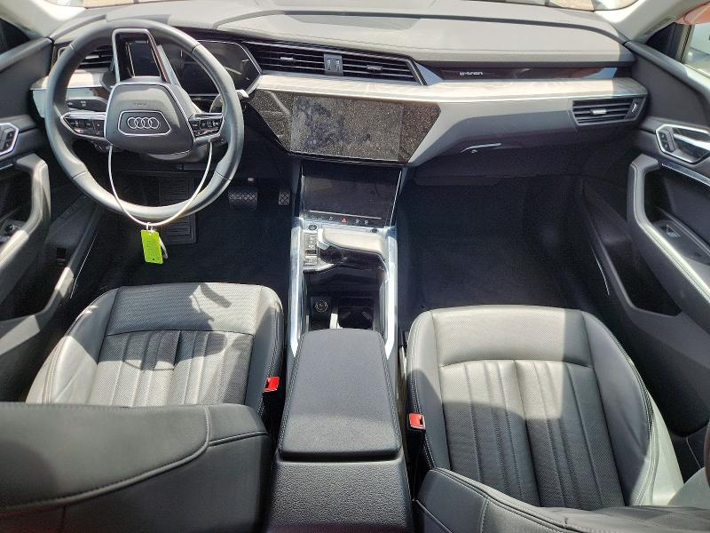 Продажа на аукционе авто 2022 Audi E-tron, vin: WA12ABGE4NB009387, номер лота: 55418986