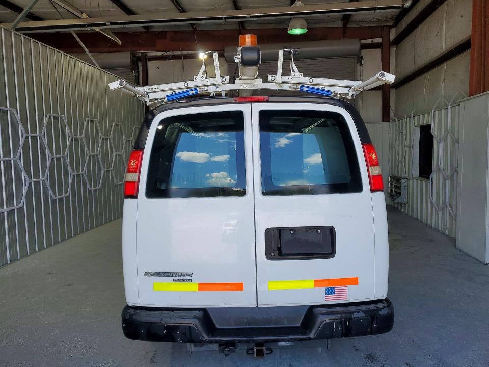 2015 Chevrolet Express G2500 მანქანა იყიდება აუქციონზე, vin: 1GCWGFCF0F1262225, აუქციონის ნომერი: 53118256