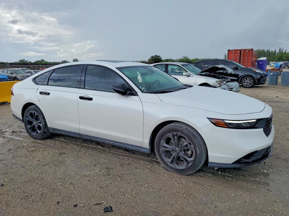 54367176 :رقم المزاد ، 1HGCY1F42SA050967 vin ، 2025 Honda Accord مزاد بيع