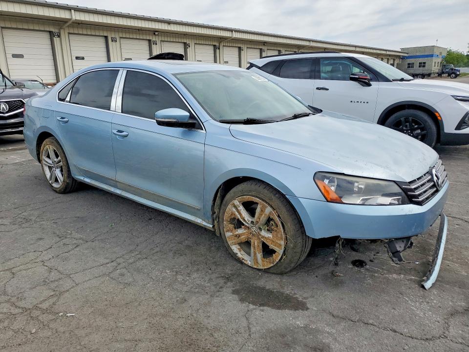 2013 Volkswagen Passat მანქანა იყიდება აუქციონზე, vin: 1VWBN7A37DC042422, აუქციონის ნომერი: 53691226