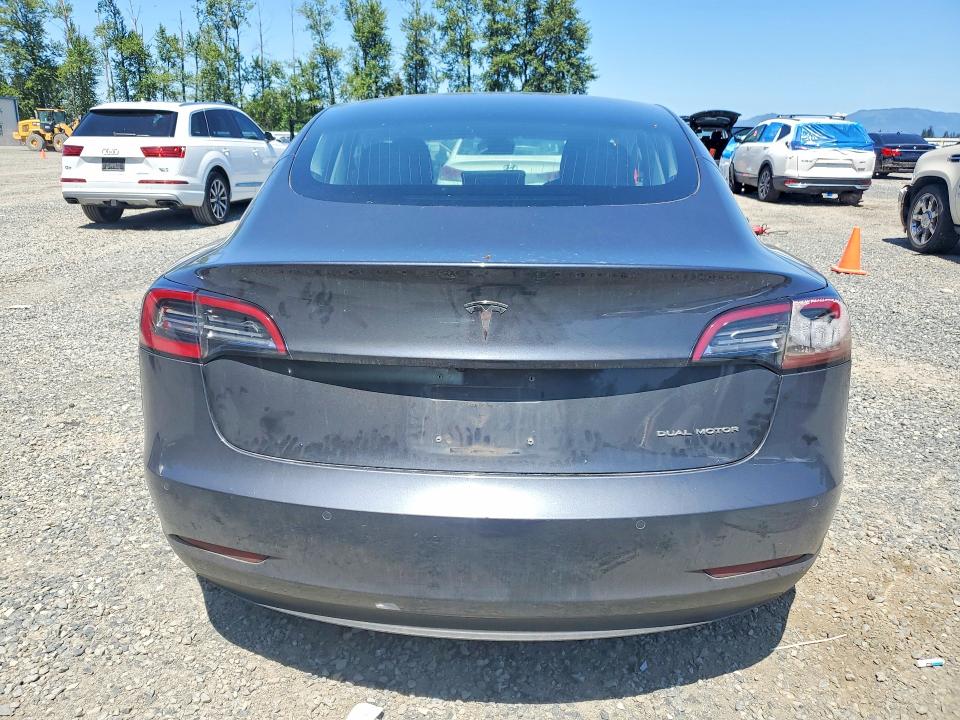 55543806 :رقم المزاد ، 5YJ3E1EB9JF089763 vin ، 2018 Tesla Model 3 مزاد بيع