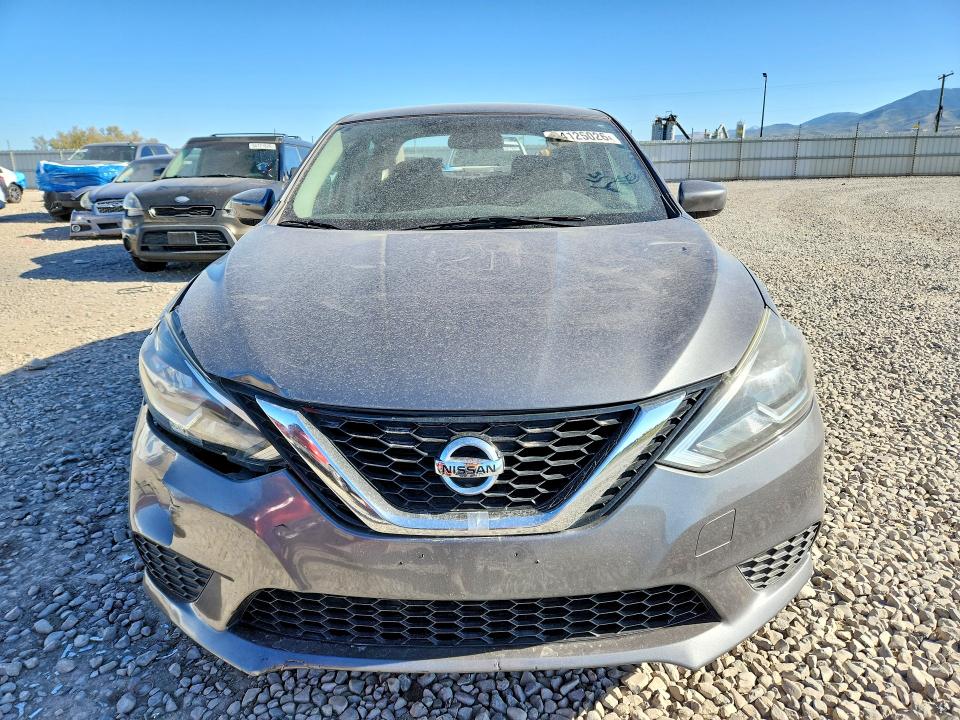 2017 Nissan Sentra მანქანა იყიდება აუქციონზე, vin: 3N1AB7AP1HL702221, აუქციონის ნომერი: 54125026
