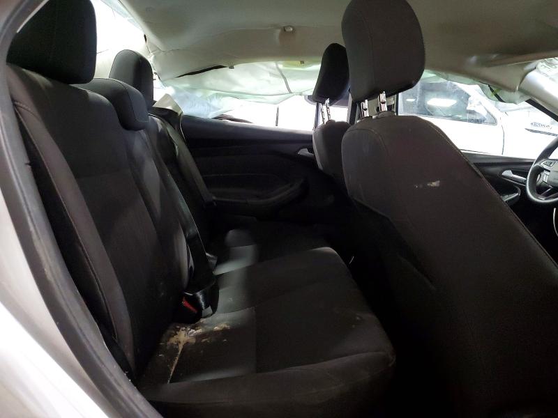 53639016 :رقم المزاد ، 1FADP3F27FL262909 vin ، 2015 Ford Focus مزاد بيع