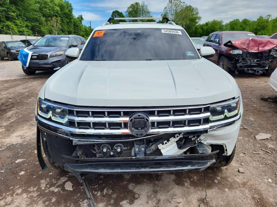 2018 Volkswagen Atlas მანქანა იყიდება აუქციონზე, vin: 1V2PR2CA8JC572923, აუქციონის ნომერი: 54589436