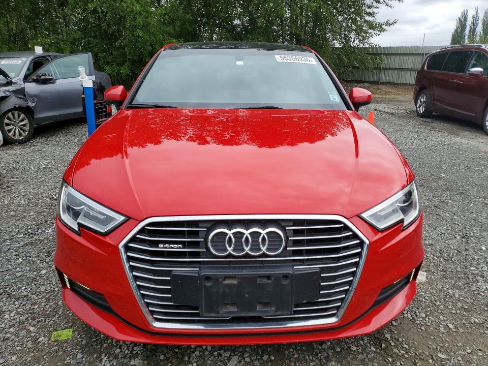 2017 Audi A3 მანქანა იყიდება აუქციონზე, vin: WAUUPBFF7HA049168, აუქციონის ნომერი: 55356936