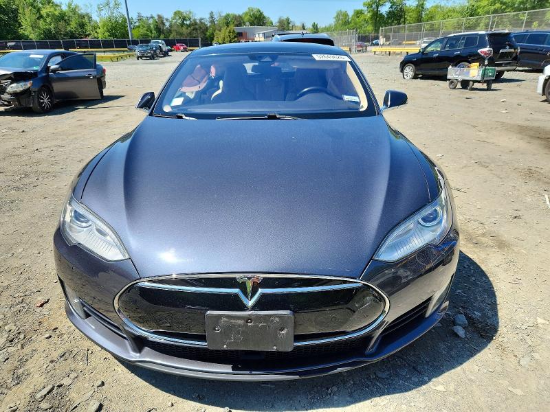 2015 Tesla Model S მანქანა იყიდება აუქციონზე, vin: 5YJSA1S24FF094873, აუქციონის ნომერი: 52649626