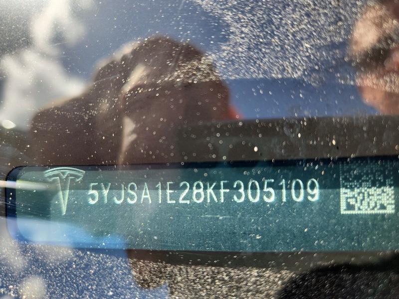 54651996 :رقم المزاد ، 5YJSA1E28KF305109 vin ، 2019 Tesla Model S مزاد بيع