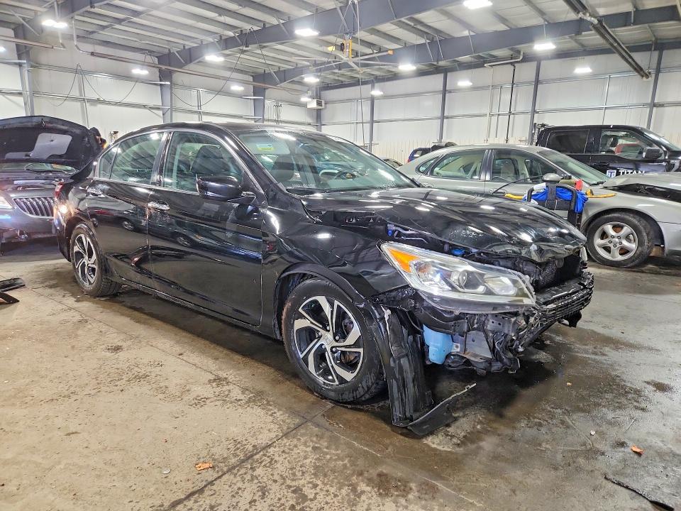 52431296 :رقم المزاد ، 1HGCR2F35HA081746 vin ، 2017 Honda Accord مزاد بيع