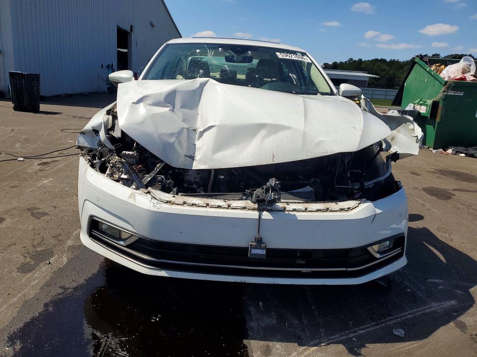Продажа на аукционе авто 2017 Volkswagen Passat, vin: 1VWCT7A39HC073364, номер лота: 53621696
