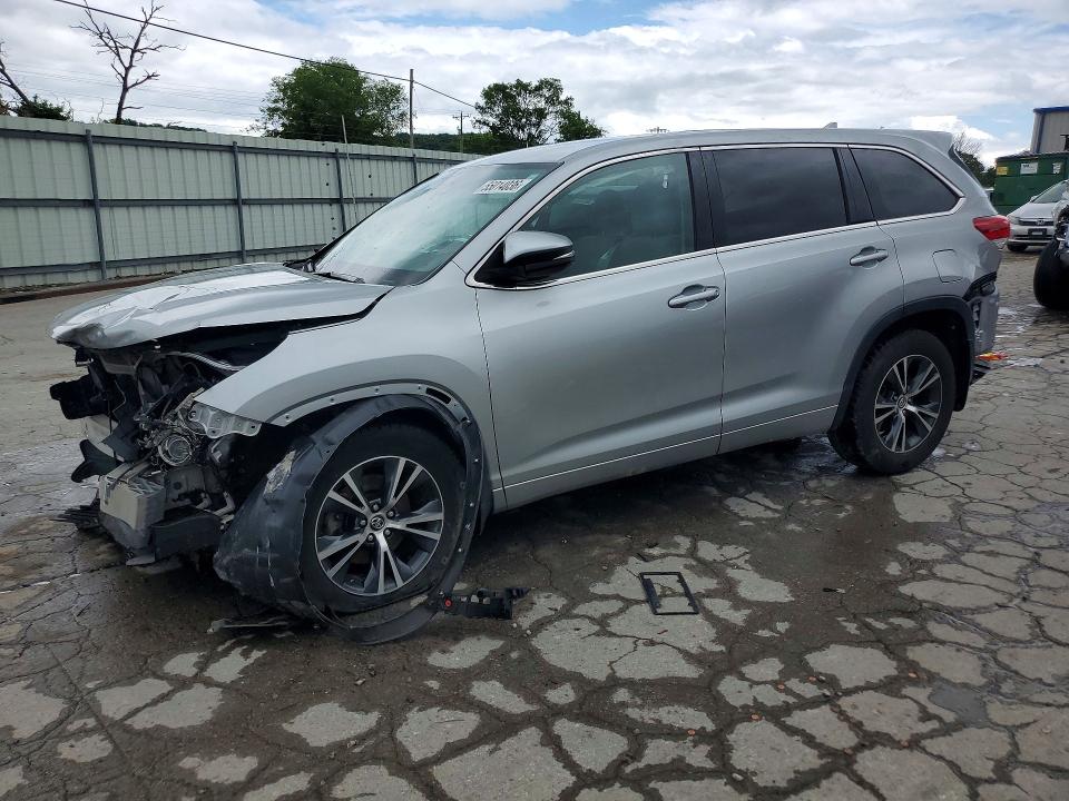 Продажа на аукционе авто 2017 Toyota Highlander, vin: 5TDBZRFH1HS423226, номер лота: 55014036