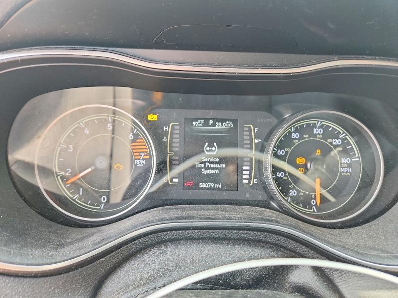 2020 Jeep Cherokee მანქანა იყიდება აუქციონზე, vin: 1C4PJMCB6LD540823, აუქციონის ნომერი: 55206546