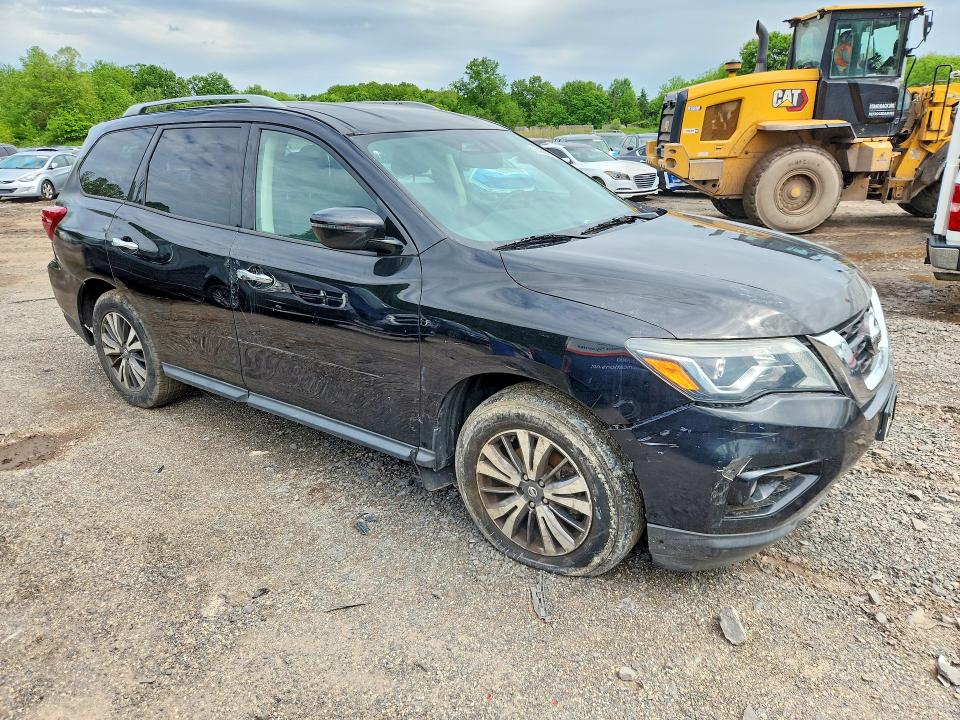 54880146 :رقم المزاد ، 5N1DR2MM3JC627657 vin ، 2018 Nissan Pathfinder مزاد بيع
