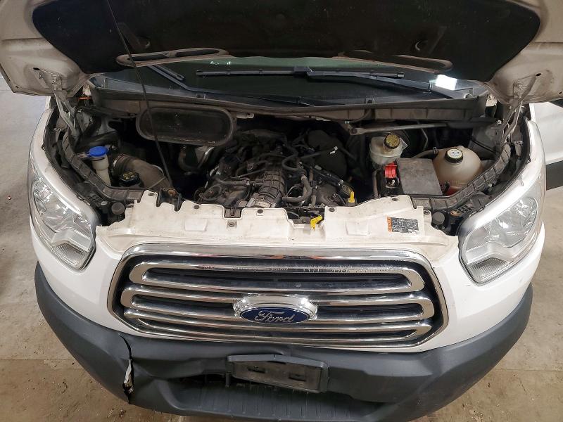 2015 Ford Transit მანქანა იყიდება აუქციონზე, vin: 1FTNE2CG0FKA04686, აუქციონის ნომერი: 52061126