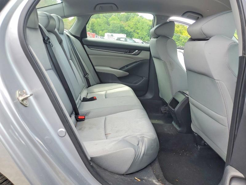 Продажа на аукционе авто 2019 Honda Accord, vin: 1HGCV1F12KA132003, номер лота: 53640356