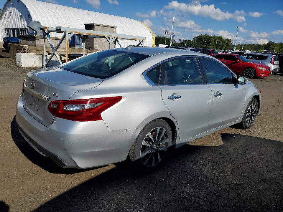 53159966 :رقم المزاد ، 1N4AL3AP4JC194286 vin ، 2018 Nissan Altima مزاد بيع