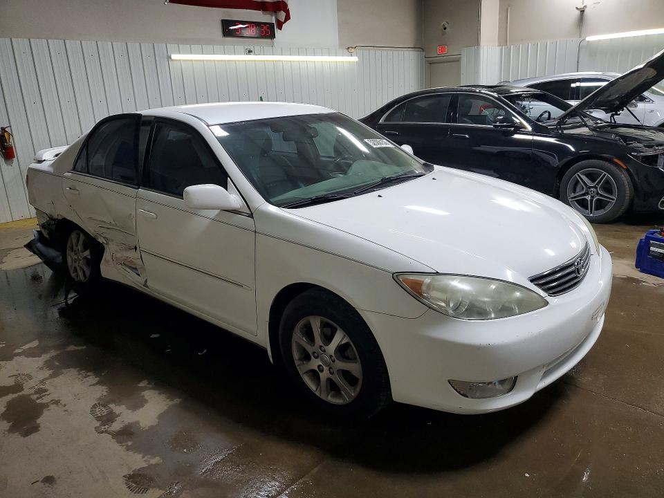 2006 Toyota Camry მანქანა იყიდება აუქციონზე, vin: 4T1BE30K66U709378, აუქციონის ნომერი: 52086156