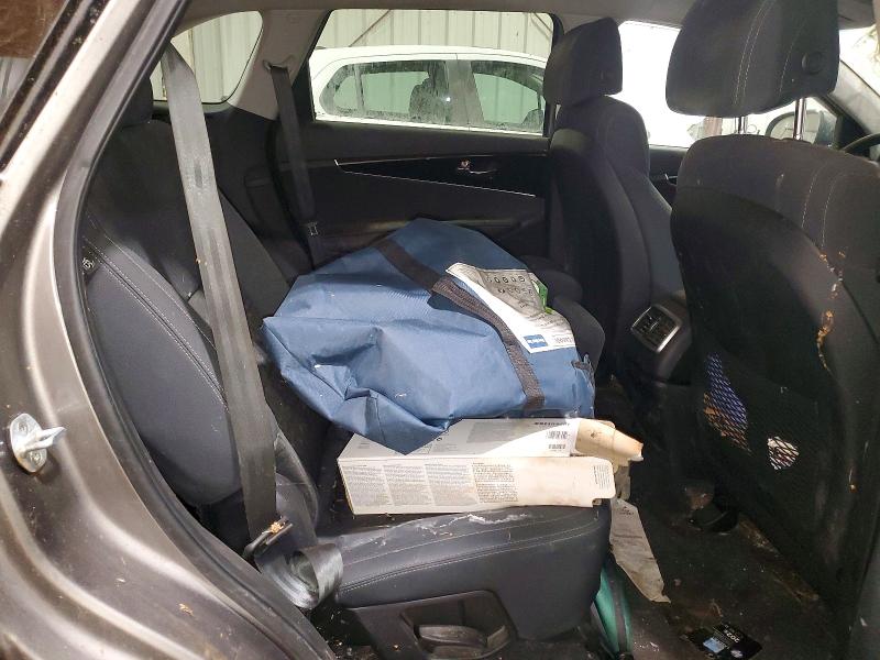 Продаж на аукціоні авто 2017 Kia Sorento, vin: 5XYPG4A32HG287504, номер лоту: 52645686
