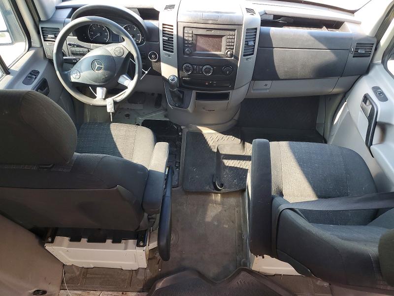 52066566 :رقم المزاد ، WD3PE7CD0JP636458 vin ، 2018 Mercedes-benz Sprinter مزاد بيع