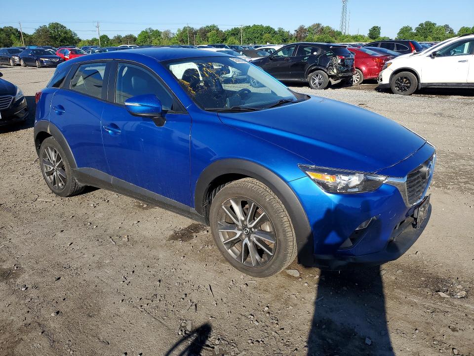 52998796 :رقم المزاد ، JM1DKFC74H0162751 vin ، 2017 Mazda Cx-3 مزاد بيع