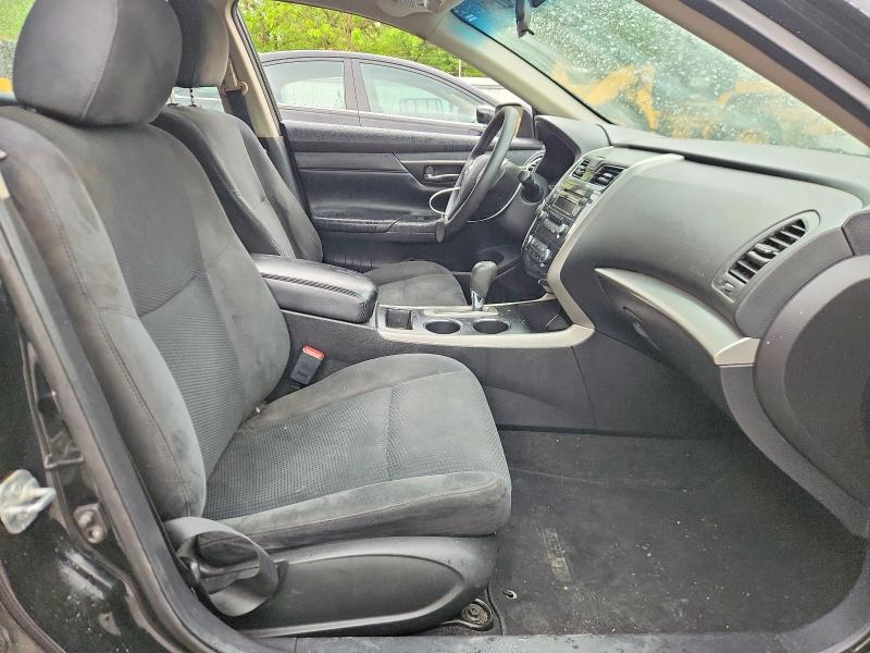 2015 Nissan Altima მანქანა იყიდება აუქციონზე, vin: 1N4AL3AP2FN396040, აუქციონის ნომერი: 52392296