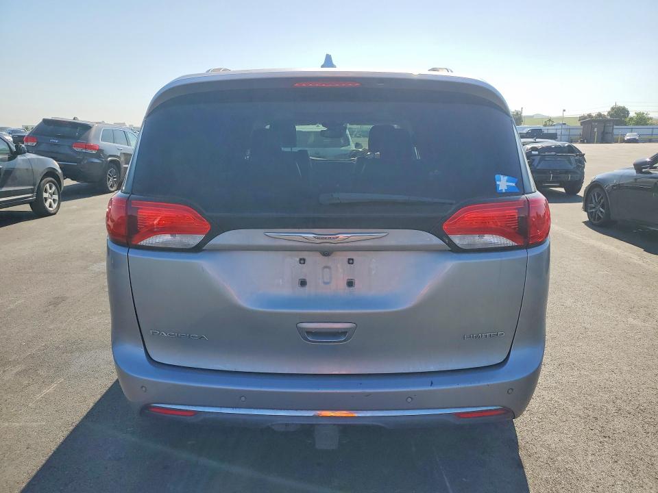 52100536 :رقم المزاد ، 2C4RC1GG6HR659144 vin ، 2017 Chrysler Pacifica مزاد بيع