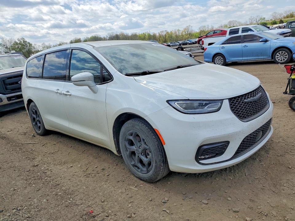 52470666 :رقم المزاد ، 2C4RC1L75NR216212 vin ، 2022 Chrysler Pacifica مزاد بيع