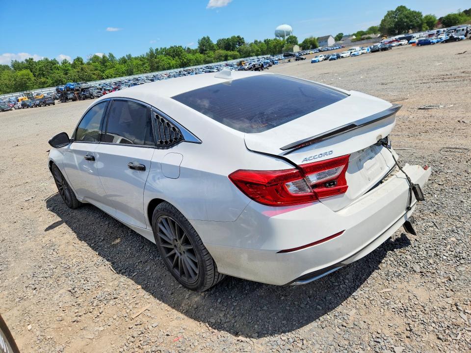 Продажа на аукционе авто 2018 Honda Accord, vin: 1HGCV1F10JA017284, номер лота: 55573256