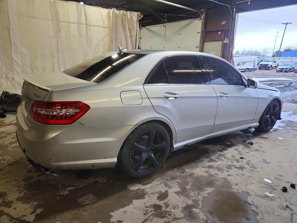 Продаж на аукціоні авто 2011 Mercedes-benz E, vin: WDDHF8HB2BA425499, номер лоту: 52403356