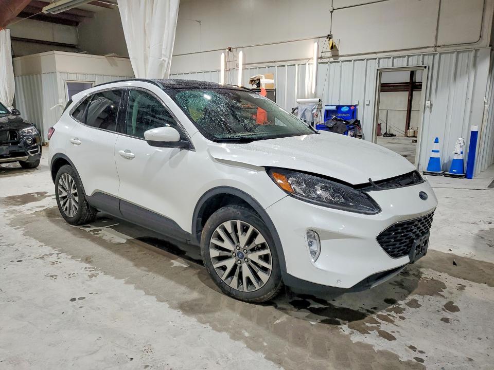 Продажа на аукционе авто 2022 Ford Escape, vin: 1FMCU9J96NUA68379, номер лота: 53022556