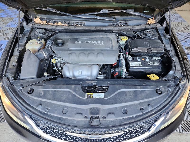 52348546 :رقم المزاد ، 1C3CCCAB9FN649463 vin ، 2015 Chrysler 200 مزاد بيع
