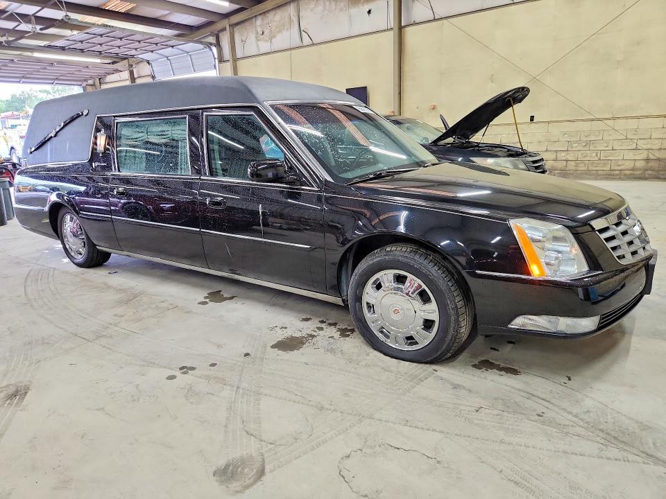 Auction sale of the 2011 Cadillac Professional Chassis, vin: 1GE8K8C60BU500304, lot number: 52728056